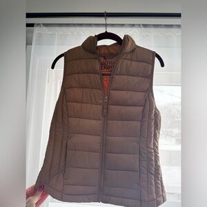 Love Tree Women's Light Brown Puffer Vest